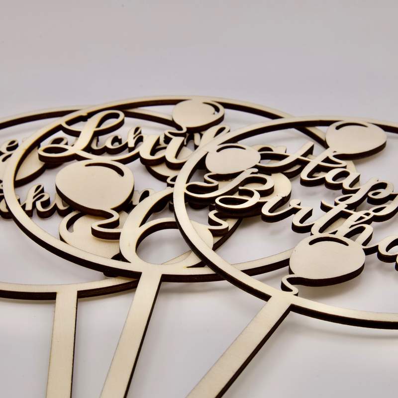 Drei verschiedene Cake Topper zum Geburtstag